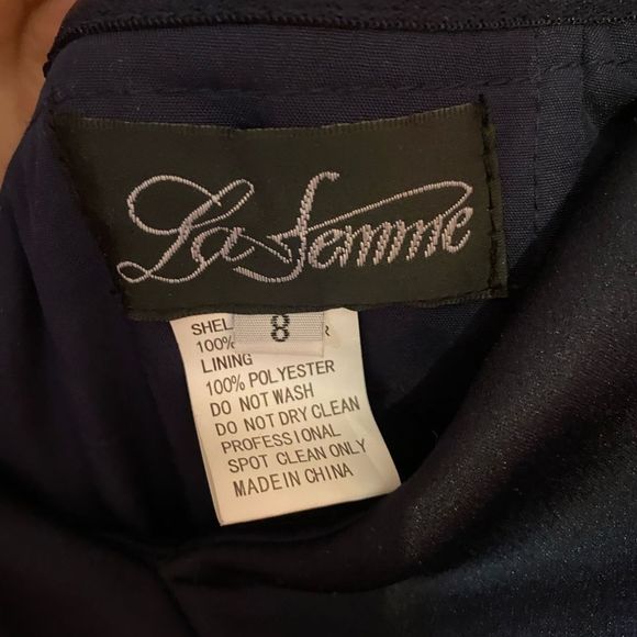 La Femme Navy Blue Off the Shoulder Ruched Satin Trumpet Gown Size 8 NWOT - Picture 6 of 10